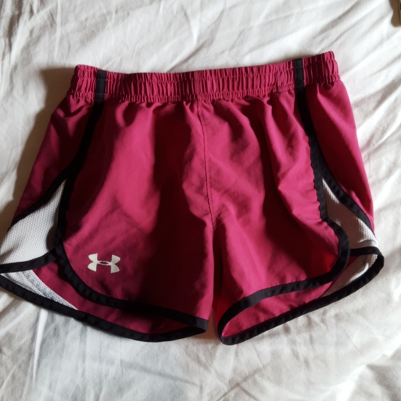 Youth Under Armour size medium shorts - Picture 4 of 5